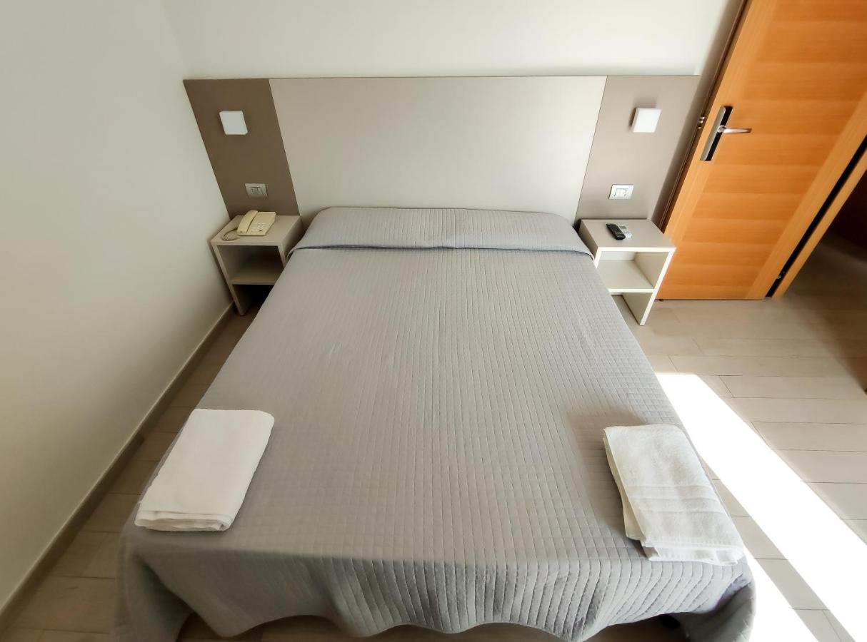 Hotel Capitano 토르토레토 외부 사진