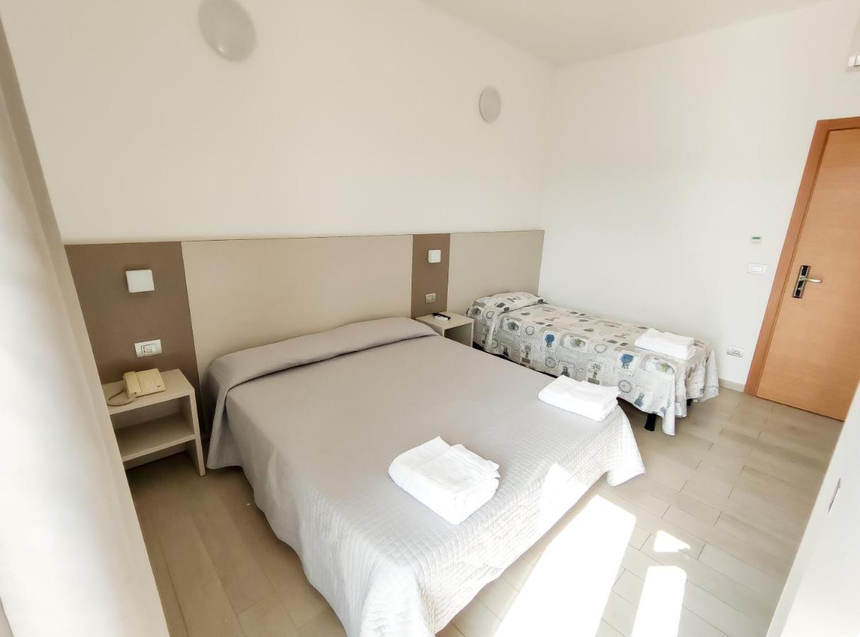 Hotel Capitano 토르토레토 외부 사진
